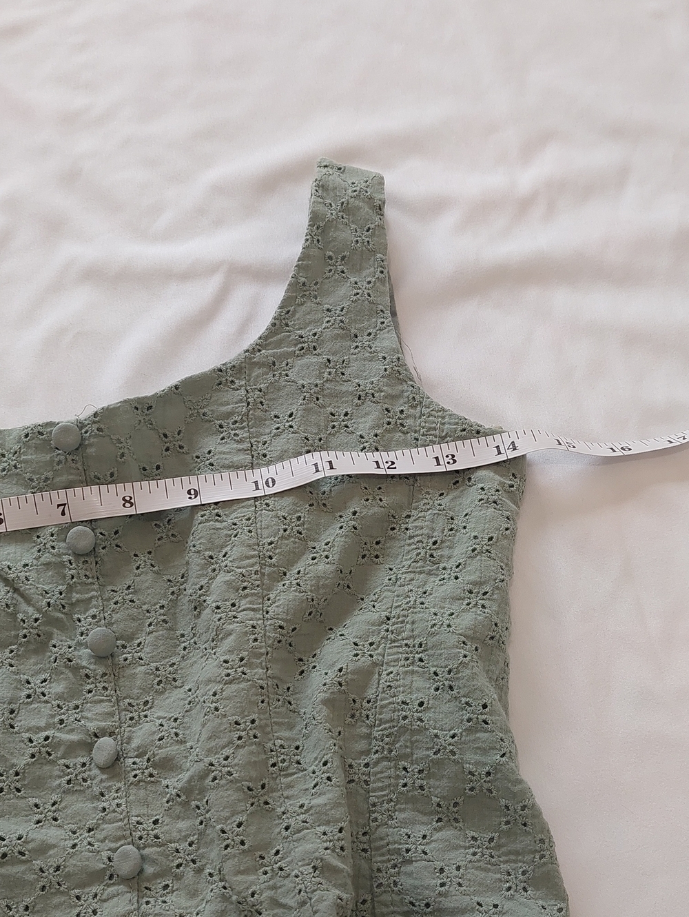 Gianni Bini Sage Green Eyelet Button-Front Crop Top - Picture 7 of 8